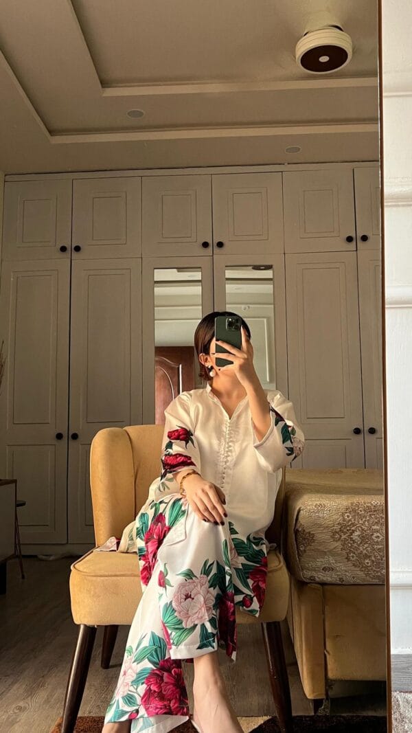2 Pcs Women's Stitched Shirt And Trouser Set - Printed Silk Off White - Image 4