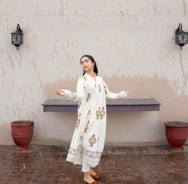 3 Pcs Women's Stitched Katan Silk Block Printed White Maxi Suit - Image 2