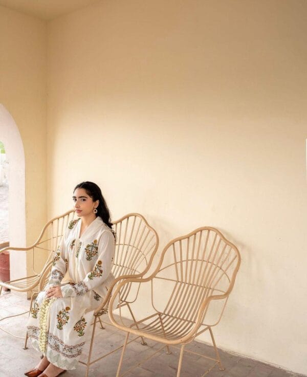 3 Pcs Women's Stitched Katan Silk Block Printed White Maxi Suit - Image 3