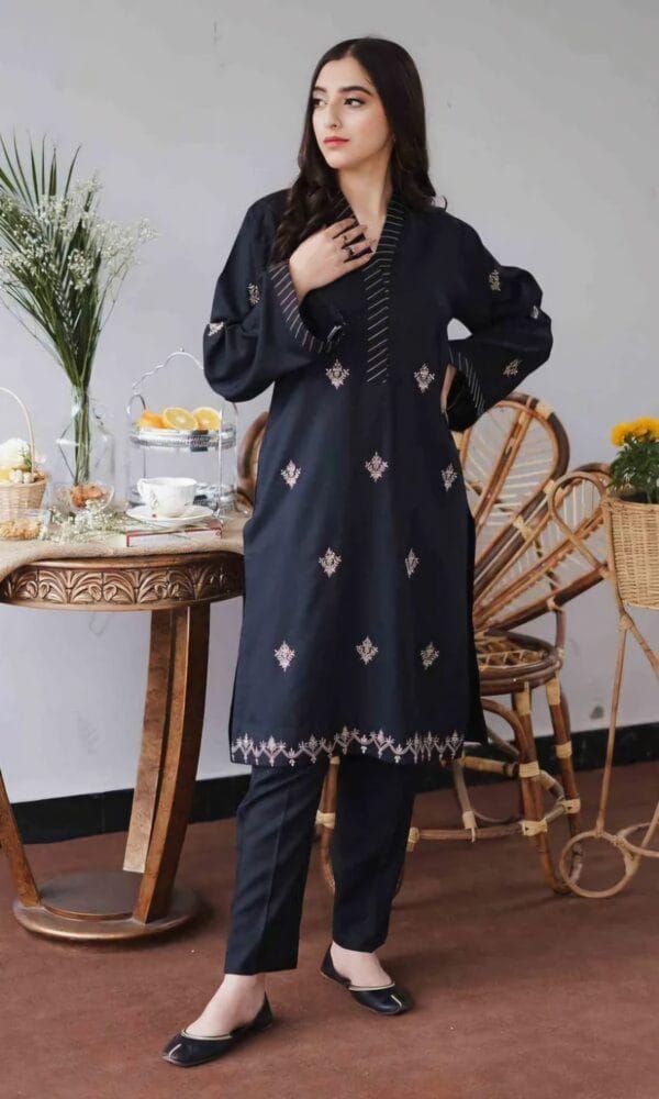 3 Pcs Women's Unstitched Lawn Embroidered Black Suit