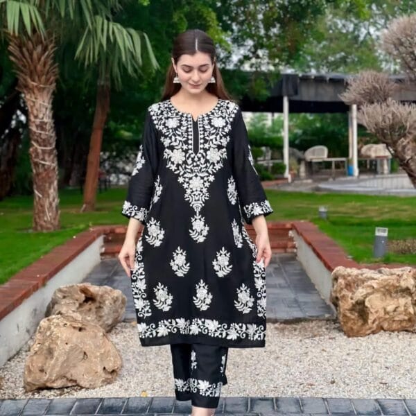 2 Pcs Women's Stitched Embroidered Cotton Suit – Maroon & Black - Image 3